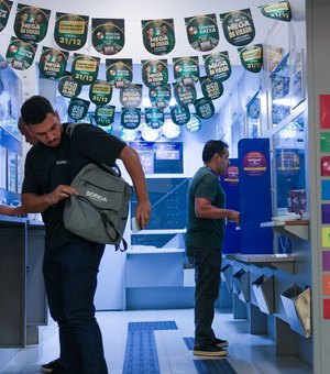 Mega-Sena acumula e prêmio principal vai para R$ 50 milhões