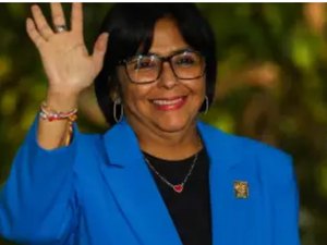 Forças armadas da Venezuela reconhecem Delcy Rodríguez como presidente interina
