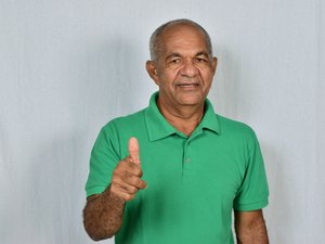 Pesquisa aponta aprovação de 83% do prefeito Déo em Japaratinga