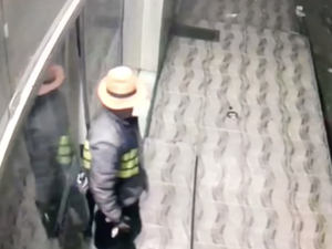 [Vídeo] Câmeras de segurança flagram criminoso invadindo loja e furtando objetos no Centro de Arapiraca