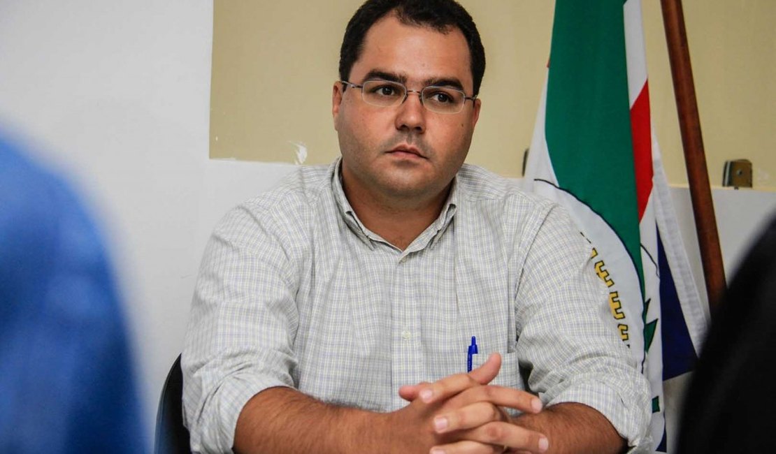 Rui Palmeira nomeia secretário municipal de Controle Interno