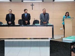 Câmara Municipal de Arapiraca aprova a LDO e entra de recesso parlamentar