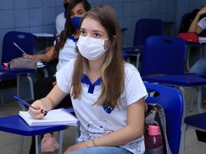 Rede pública estadual já prepara alunos para o ENEM; inscrições começam no dia 10 de maio