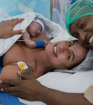 Thiaguinho e Carol Peixinho anunciam nascimento do primeiro filho: ‘Muito amor’