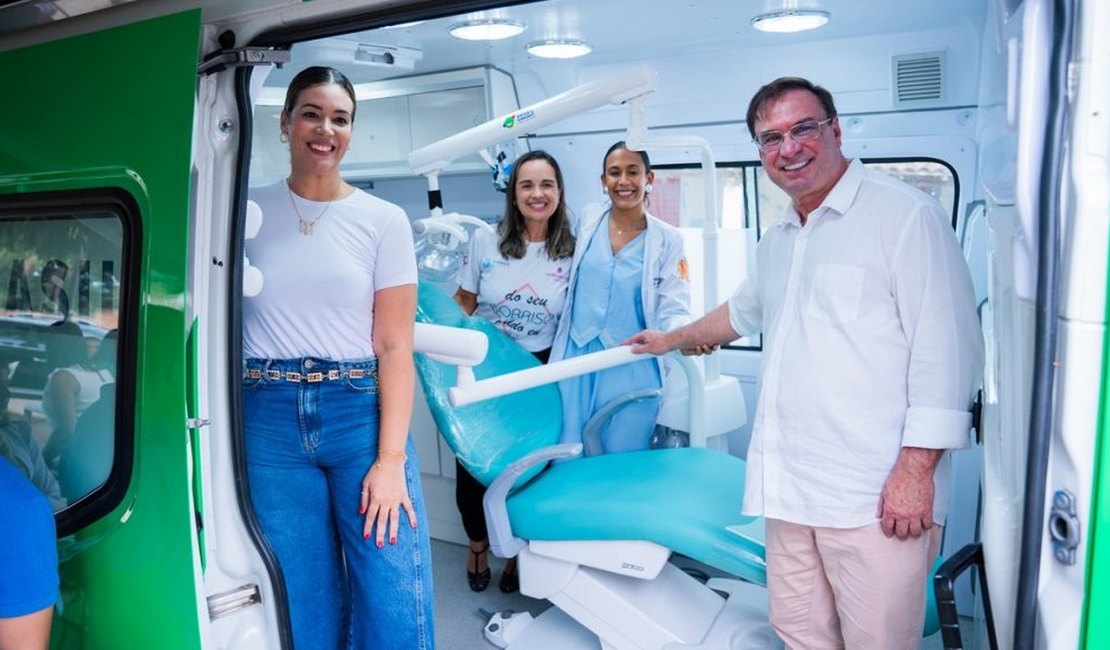Prefeito Luciano Barbosa lança nova unidade odontológica móvel no povoado Pau D’Arco