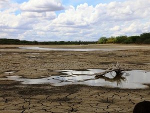 Governador decreta situação de emergência em 42 municípios alagoanos