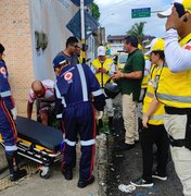 Ronda no Bairro socorre feridos em acidente entre motos no Benedito Bentes