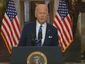 Biden diz que é “hora de proibir” tipo de arma usada no atentado contra Trump