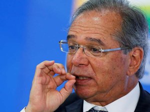 Palácio ficou perplexo com frase 'terrível' de Guedes sobre domésticas