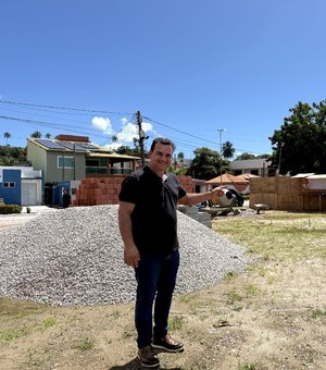 Prefeito Allan de Jesus inicia construção do novo espaço turístico e de eventos de Porto de Pedras
