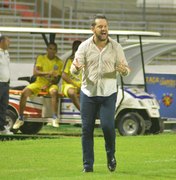 'O CSA não jogou como um time da zona de rebaixamento', comenta Argel Fucks sobre duelo com o São Paulo