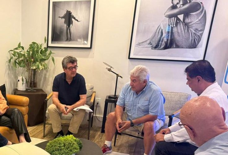 Nos EUA, senadores encontram dificuldades em negociar com autoridades americanas