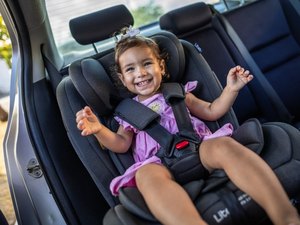 DMTT destaca a importância da cadeirinha infantil nas viagens de fim de ano