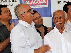 No Dia dos Pais, Rogério Teófilo homenageia o Dr. Moacir Teófilo