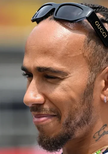 Hamilton exalta evolução pessoal na F1: ‘Sou mais piloto do que com 22 anos’