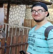 Zoológico egípcio é acusado de pintar burro para parecer zebra
