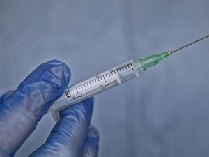Anvisa estende prazo de validade de testes de covid-19
