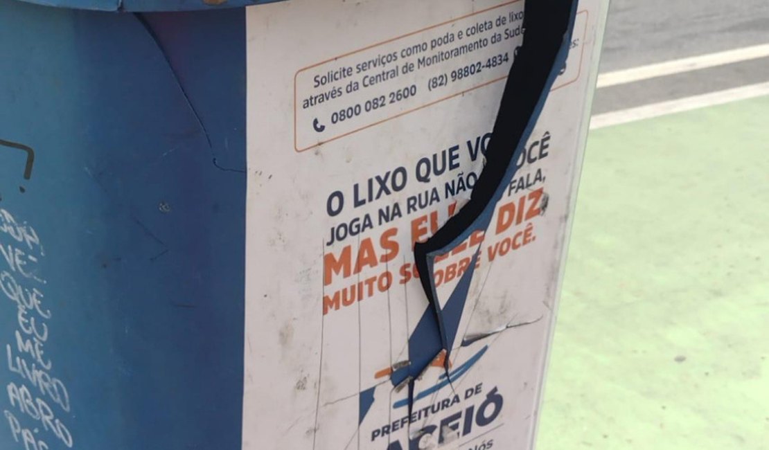 Cerca de vinte papeleiras são destruídas por ação de vândalos, em Maceió