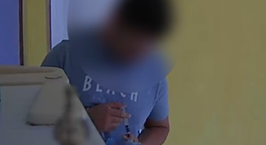 Homem é flagrado injetando veneno na água da ex-companheira em Ipioca