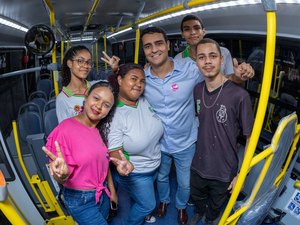 Prefeito JHC cria Passe Livre para estudantes da região metropolitana