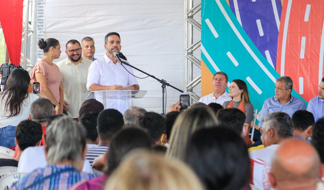 Em Delmiro Gouveia, Paulo Dantas anuncia investimentos de R$ 90 milhões em obras