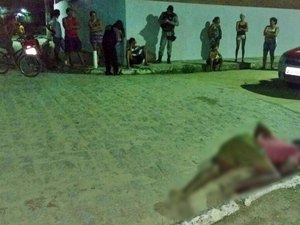 Jovem é assassinado com quatro disparos de arma de fogo no Litoral Sul