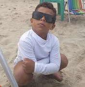 Menino morre após engasgar com pirulito no Recife