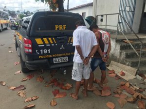 PRF apreende maconha e prende dois homens em União dos Palmares