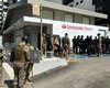 Sequestro a gerente de banco na Ponta Verde; confira imagens do simulado da SSP em AL