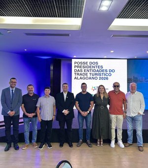 Leonardo Dias destaca ações para fortalecer o turismo alagoano durante posse de novos presidentes do trade turístico