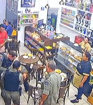 Polícia Militar salva bebê de 1 ano e 2 meses que havia se engasgado em Penedo