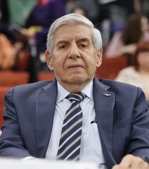 Heleno e Paulo Sergio são presos para cumprir pena por trama golpista