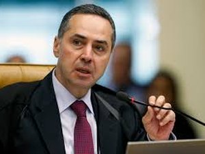 Ministro Barroso condena filha de Fachin