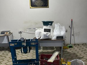 Polícia desmantela refinaria de drogas e apreende mais de 51 quilos de cocaína em Arapiraca
