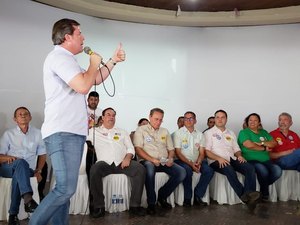 Marx cumpre agenda com agricultores familiares em Arapiraca