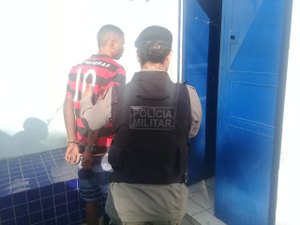 Polícia prende dupla suspeita de cometer assaltos no Vergel do Lago