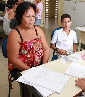 Bonificação do Governo de Alagoas contempla mais de 21 mil servidores da Educação