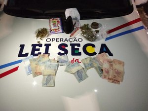 Motorista de aplicativo é preso por tráfico durante operação Lei Seca