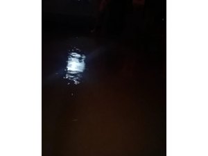 [Vídeo] Água da chuva invade casas em Porto Calvo