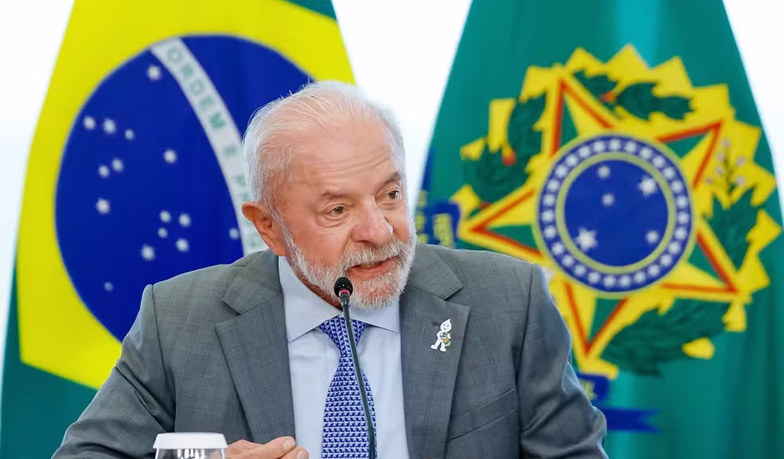 Quaest: Lula tem 42% das intenções de voto no 2º turno; Flávio, 41%