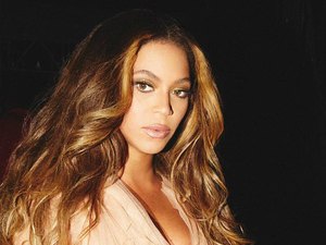 Beyoncé é acusada de praticar bruxaria e magia negra