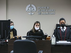 Segue em andamento julgamento dos réus acusados pela morte do jovem Hudson Melanias