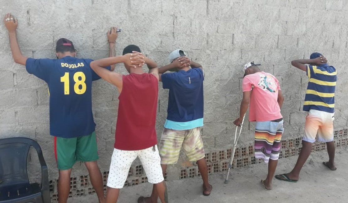 Jovens são flagrados e detidos com entorpecente em via pública em Teotônio Vilela