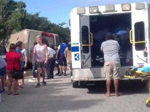Turistas brasileiros estão entre os feridos de acidente de ônibus no México