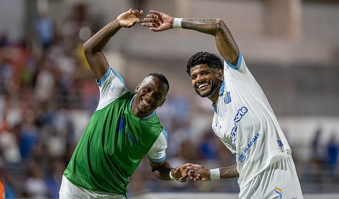 CSA e Grêmio se enfrentam em duelo válido pela Copa do Brasil