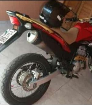 Funcionário de supermercado tem moto furtada enquanto trabalhava em Arapiraca