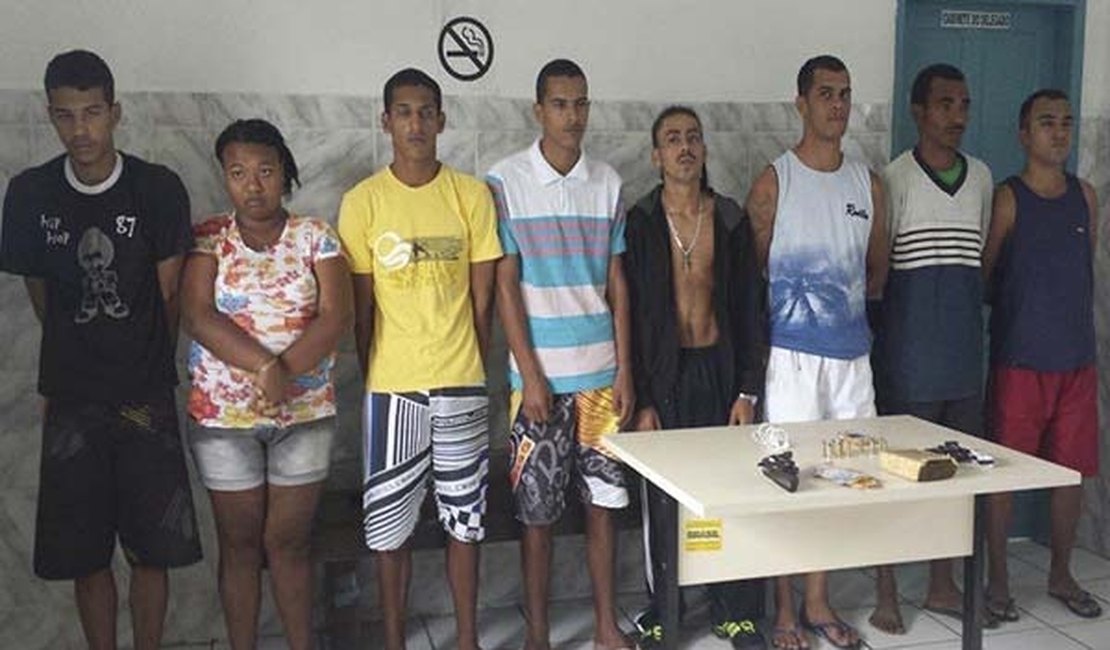 Operação policial no Sertão de Alagoas prende oito pessoas