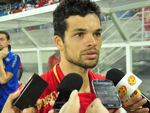 CRB contrata mais cinco reforços e passa a contar com 27 jogadores no elenco