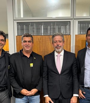 Prefeito eleito de Maragogi participa de congresso da CNM em Brasília