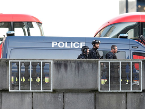 Polícia confirma três mortos em atentado na Ponte de Londres